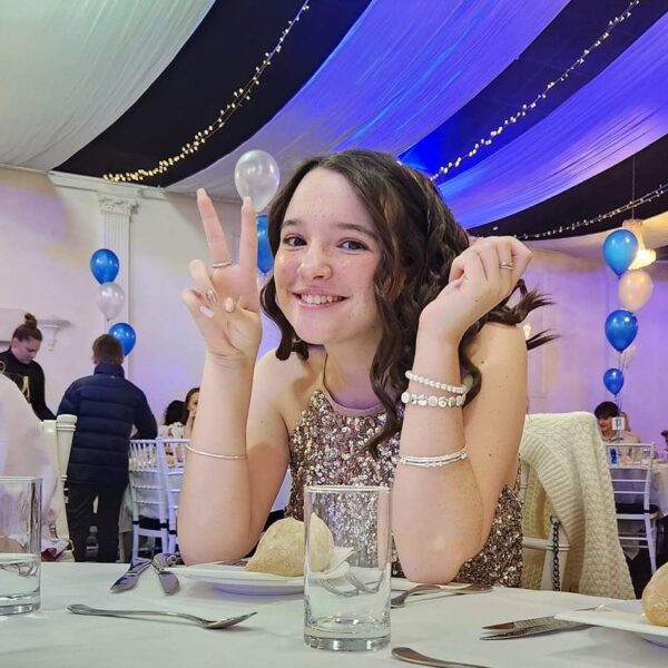 WhatsApp-Image-2024-03-06-at-09.49.51-1-600x600