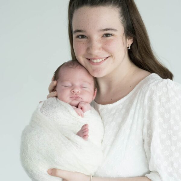 WhatsApp-Image-2024-03-06-at-09.52.26-1-600x600