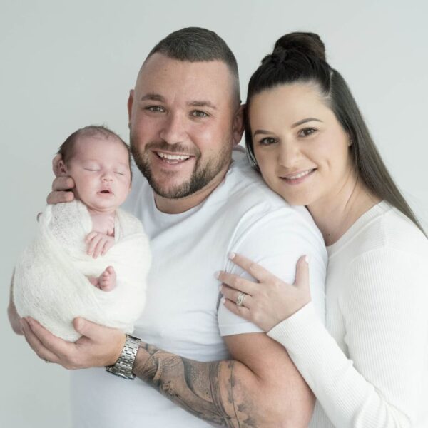 WhatsApp-Image-2024-03-06-at-09.52.26-2-600x600